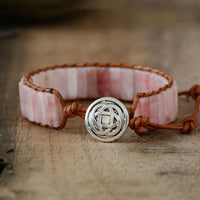 bracelet femme en cristaux d'opale rose et cuir