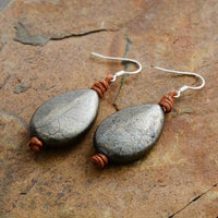 boucles d'oreilles femme pendantes en pierres fines de pyrite